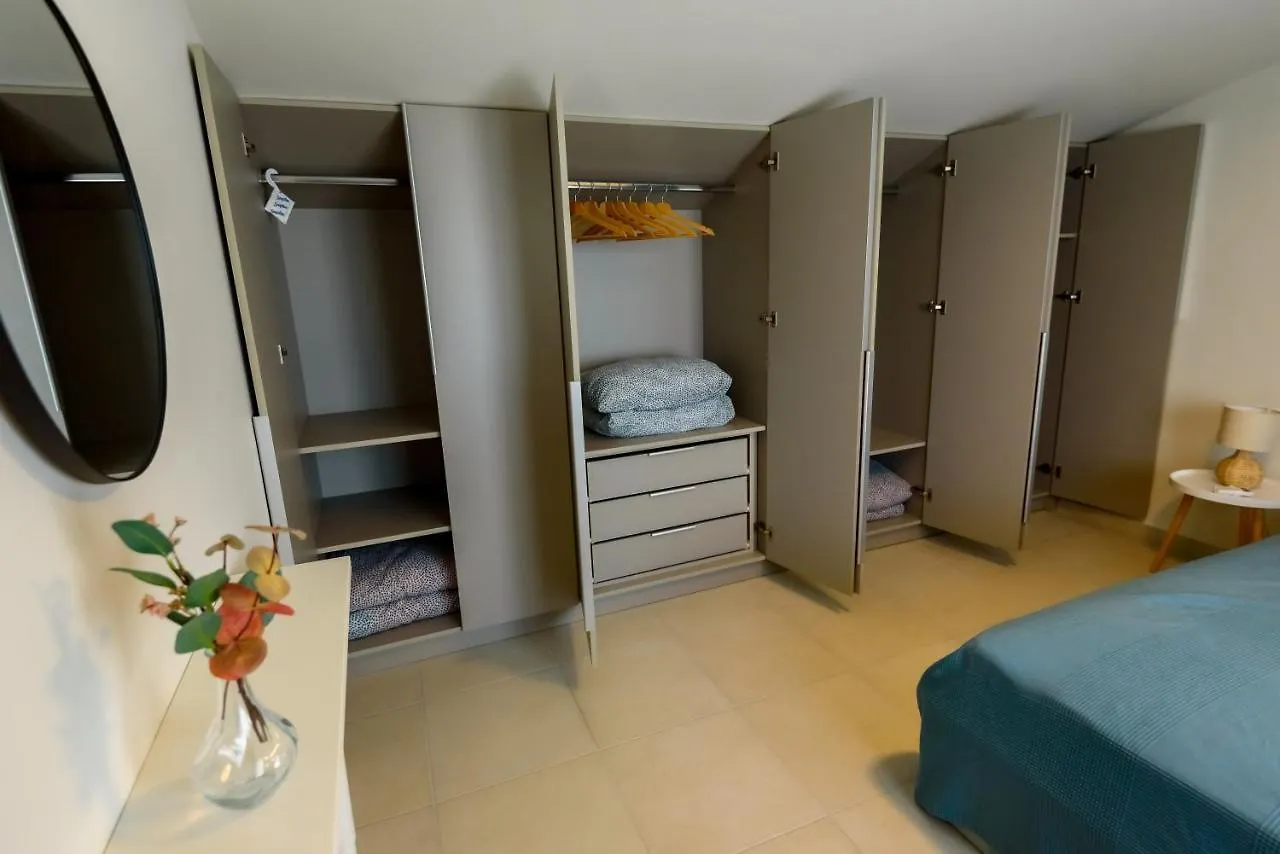 Itaka Familiy Apartments - Halkidiki Suites Com Nikiti  Greece