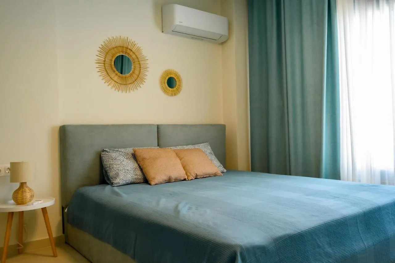 Itaka Familiy Apartments - Halkidiki Suites Com Nikiti  Greece